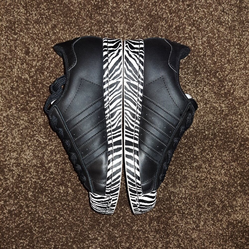 Adidas Superstar Black and White Zebra Print Sneakers,Like New - Picture 9 of 12